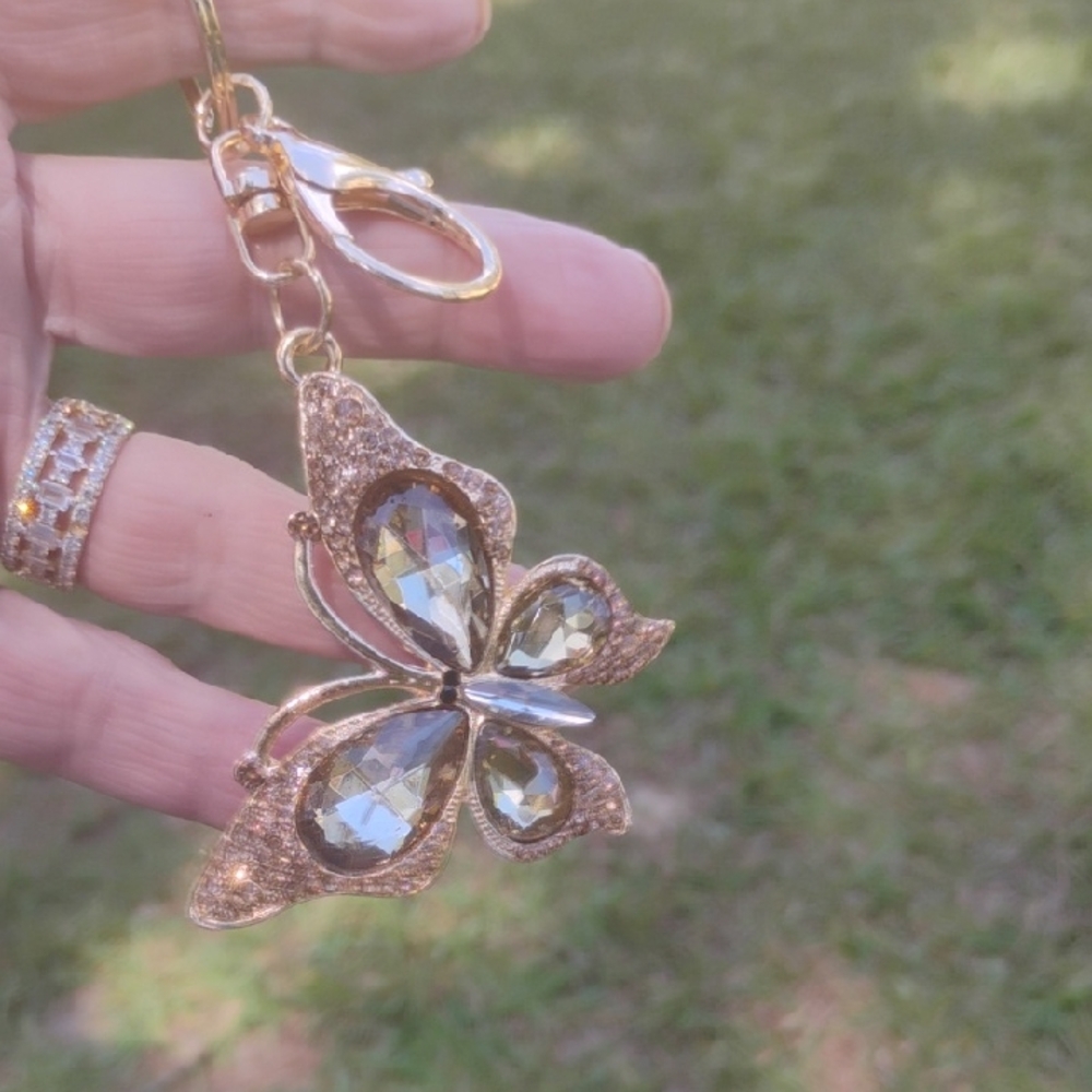 Elegant Gold Butterfly Bag Charm Keychain